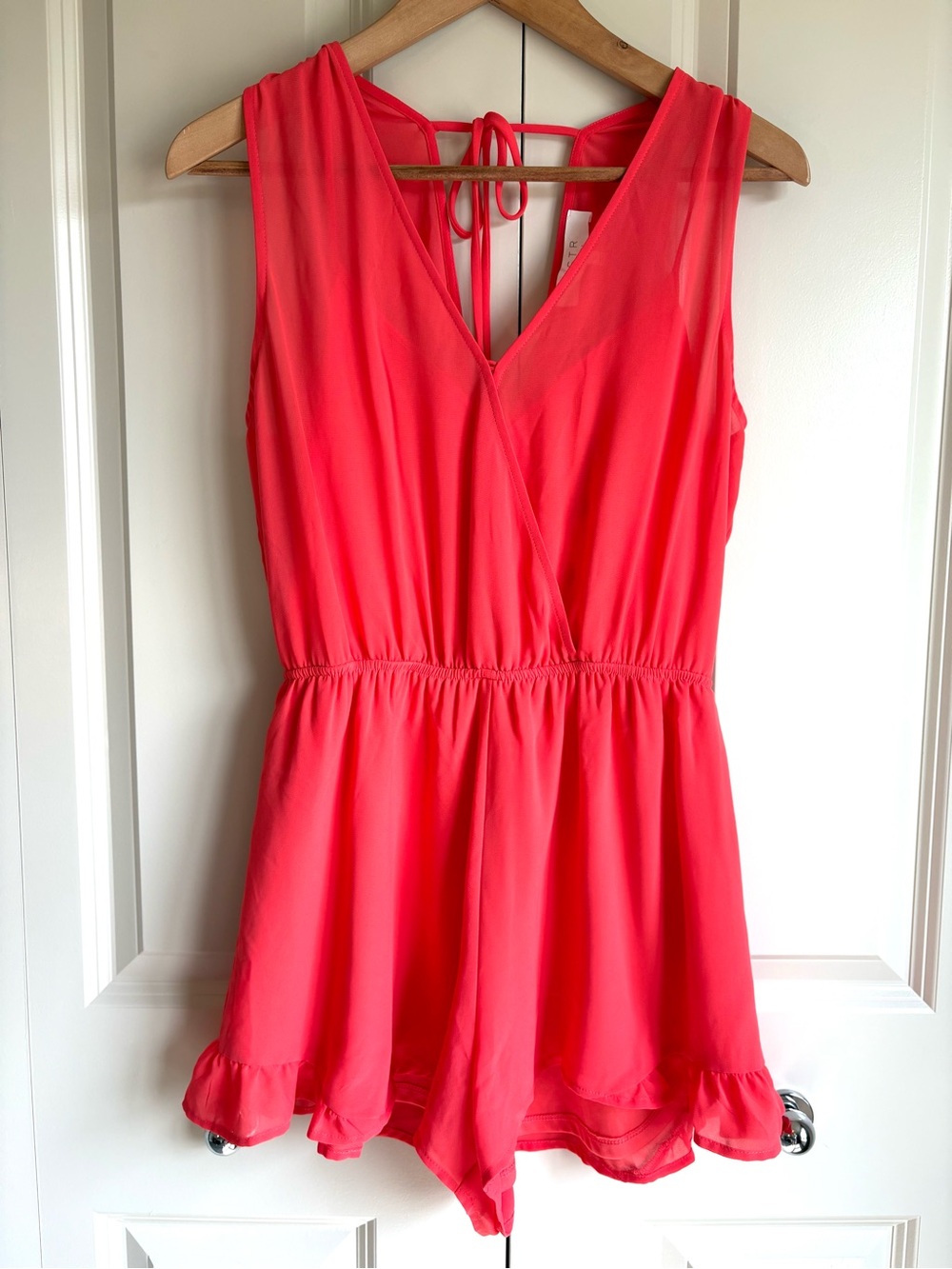 ASTR The Label Coral Orange Pink Ruffle Sleeveless Romper Party Dress Size Small